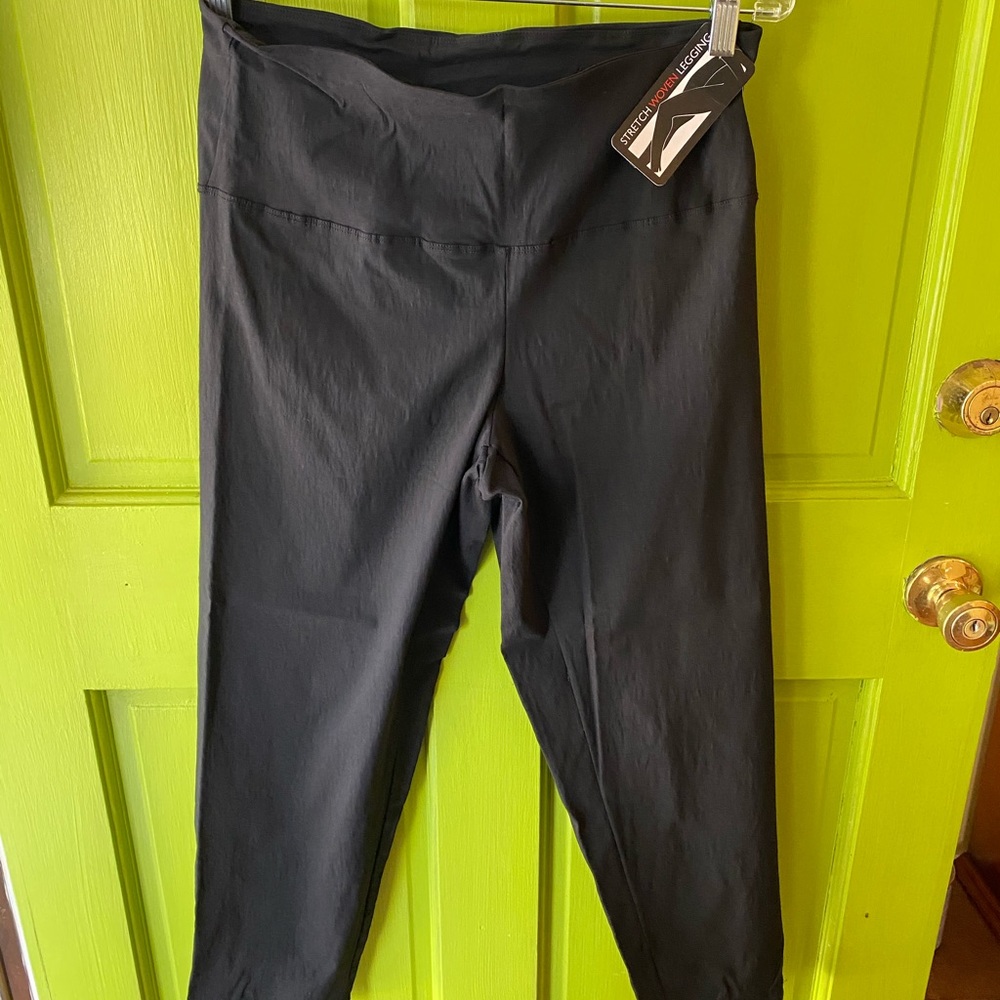 French Laundry NWT L Stretch Woven Leggings. Black